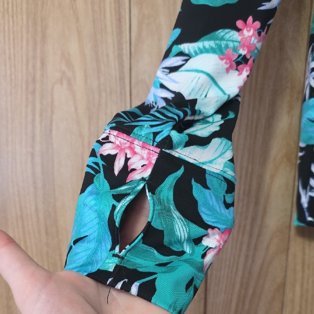 Tommy Bahama Tropical Leaf Print Jacket - Picture 4 of 9